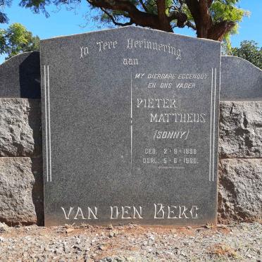 BERG Pieter Mattheus, van den 1898-1960