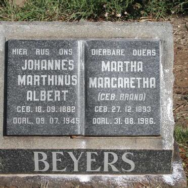 BEYERS Johannes Marthinus Albert 1882-1945 & Martha Margaretha BRAND 1893-1986