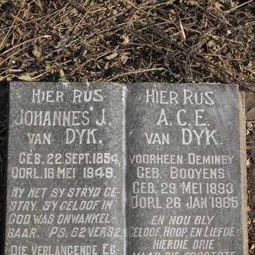 DYK Johannes J., van 1854-1948 & A.C.E. voorheen DEMINEY nee BOOYENS 1893-1965