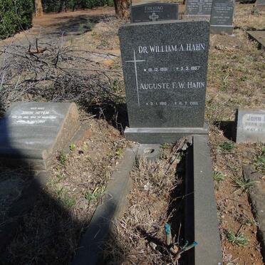 HAHN William A. 1901-1967 &amp; Auguste F.W. 1910-2001