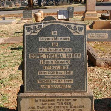 LUBBE Esme Thelma nee KIDSON 1919-1941 :: KIDSON Tinker -1941 :: KIDSON Boetie -1941
