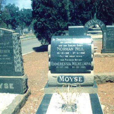 MOYSE Norman Neil 1919-1962 &amp; Emmerensia Wilhelmina CAMPHER 1921-1993
