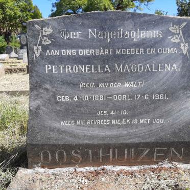 OOSTHUIZEN Petronella Magdalena nee VAN DER WALT 1881-1961