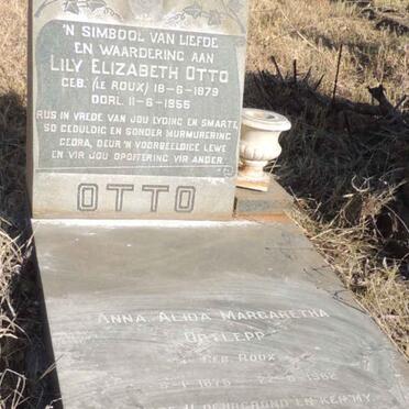 ORTLEPP Anna Alida Margaretha nee ROUX 1875-1962 :: OTTO Lily Elizabeth nee LE ROUX 1879-1955 