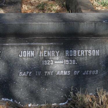 ROBERTSON Ernest Baxter 1886-1938 & Maria Magdalena 1894-1968 :: ROBERTSON John Henry 1923-1938_4