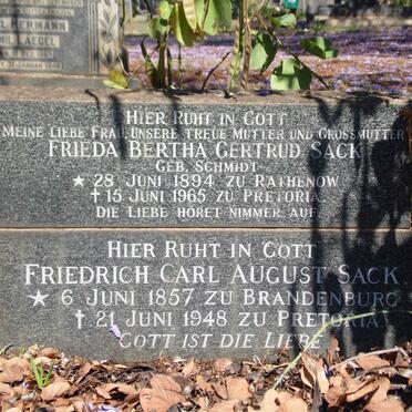 SACK Friedrich Carl August 1857-1948 :: SACK Frieda Bertha Gertrud nee SCHMIDT 1894-1965
