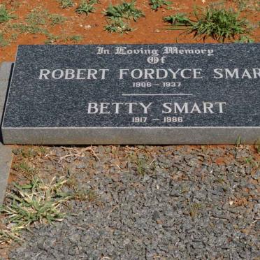 SMART Robert Fordyce 1906-1937 &amp; Betty 1917-1986