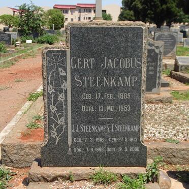 STEENKAMP Gert Jacobus 1885-1953 &amp; Hendrina Jacoba 1884-1974 :: STEENKAMP J.J. 1916-1999 &amp; S.J. 1913-2000