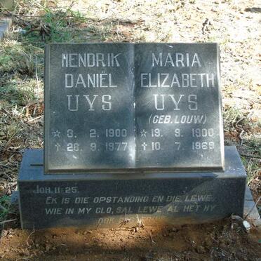 UYS Hendrik Daniel 1900-1977 & Maria Elizabeth LOUW 1900-1969