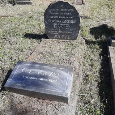 ZYL C.F., van 1894-1972 &amp; Christina Jacomina SWANEPOEL 1903-1961