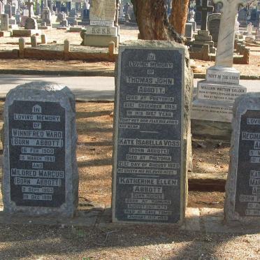 A - Surnames :: Vanne - A