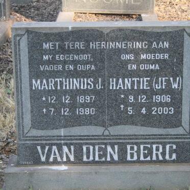 BERG Marthinus J., van den 1897-1980 & J.F.W. 1906-2003