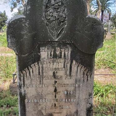 DYKMAN Johanna Henrietta nee VAN NIKKELEN KUYPER 1876-1914