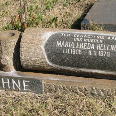 KUHNE Johann Hermann 1901-1962 &amp; Maria Freda Helene 1905-1979