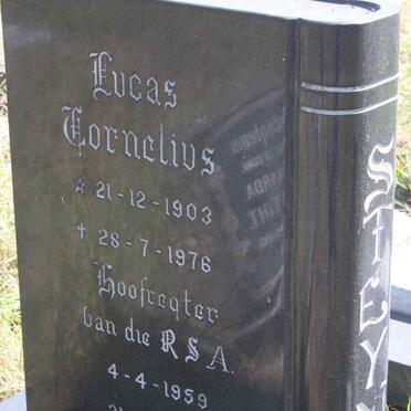 STEYN Lucas Cornelius 1903-1976 & Huibrecht Maria Margaretha VAN SCHOOR 1907-1984