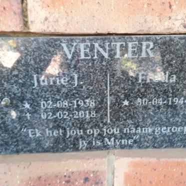VENTER Jurie J. 1938-2018 &amp; Freda 1944-