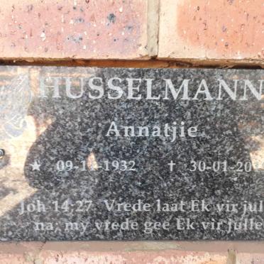 HUSSELMANN Annatjie 1932-2019