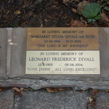 DIVALL Leonard Frederick 1905-2006 &amp; Margaret Sylvia BUSH 1906-2001