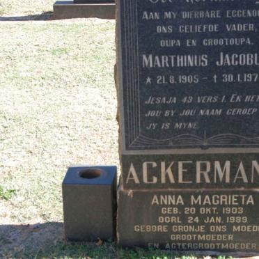 A - Surnames :: Vanne - A