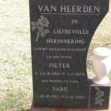 HEERDEN Pieter, van 1911-1975 &amp; Sarie 1913-2000