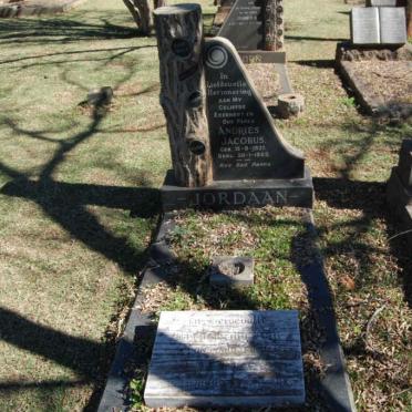 JORDAAN Andries Jacobus 1937-1963 &amp; Maria 1936-1983 