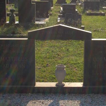 SWANEPOEL Mattheus Adriaan 1897-1970 &amp; Cornelia Hester 1914-1992
