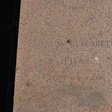 SCHWELLNUS Sophia Elizabeth 1912-1996