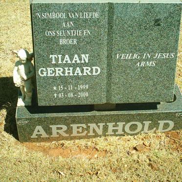 ARENHOLD Tiaan Gerhard 1999-2000