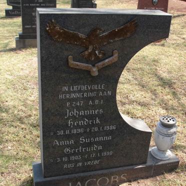 JACOBS Johannes Hendrik 1896-1986 &amp; Anna Susanna Gertruida 1905-1990
