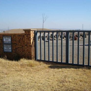 07. Entrance to the gravesite