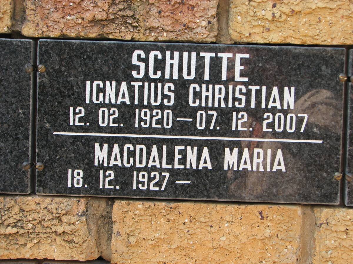 SCHUTTE Ignatius Christian 1920-2007 &amp; Magdalena Maria 1927-