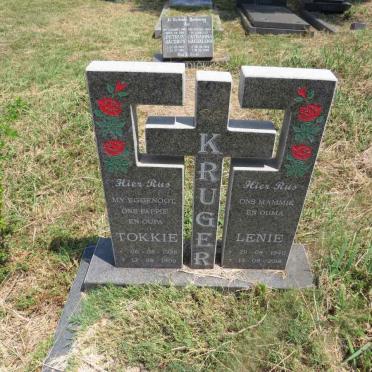 KRUGER Tokkie 1938-1996 & Lenie 1940-2018