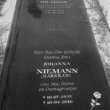 NIEMANN Sybrand Jacobus 1929-2012 &amp; Johanna MARKRAM 1935-2016