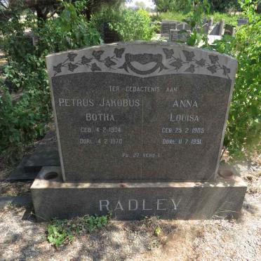RADLEY Petrus Jakobus Botha 1904-1970 & Anna Louisa 1905-1991