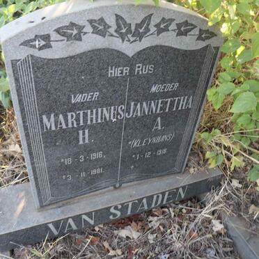 STADEN Marthinus H., van 1916-1981 & Jannettha A. KLEYNHANS 1918- 