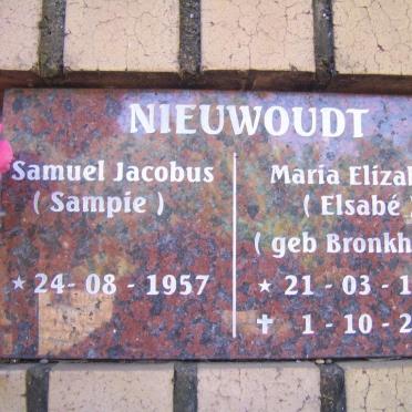 NIEUWOUDT Samuel Jacobus 1957- &amp; Maria Elizabeth BRONKHORST 1959-2015