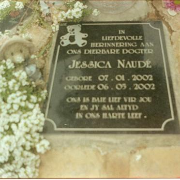 NAUDE Jessica 2002-2002