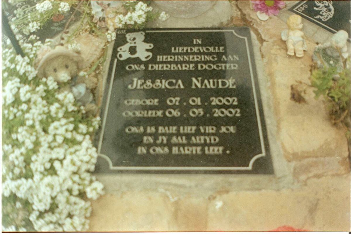 NAUDE Jessica 2002-2002