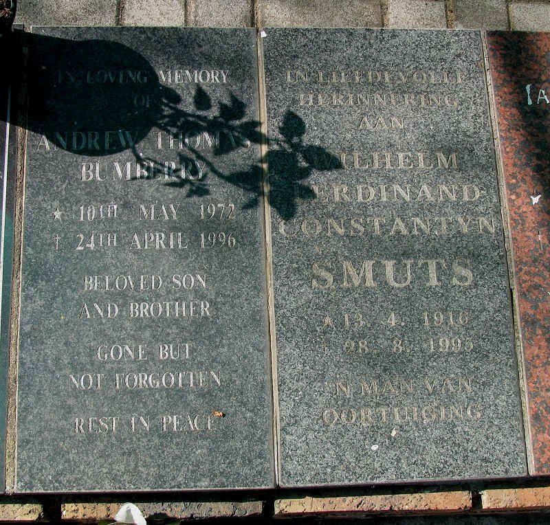 BUMBERRY Andrew Thomas 1972-1996 :: SMUTS Wilhelm Ferdinand Constantyn 1916-1995