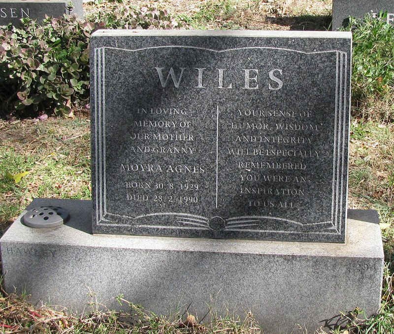 WILES Moyra Agnes 1929-1990