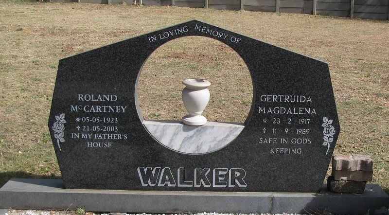 WALKER Roland McCartney 1923-2003 &amp; Gertruida Magdalena 1917-1989