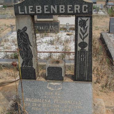 LIEBENBERG Magdalena Petronella 1909-1948
