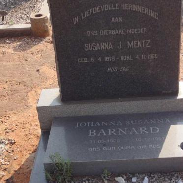 MENTZ Susanna J. 1879-1960 :: BARNARD Johanna Susanna 1906-1997