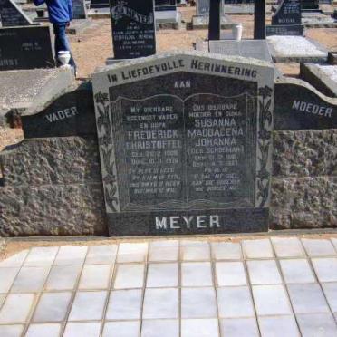 MEYER Frederick Christoffel 1900-1970 &amp; Susanna Magdalena Johanna SCHOEMAN ?-?