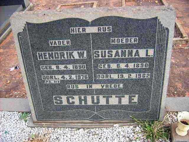 SCHUTTE Hendrik W 1890-1976 &amp; Susanna L 1890-1962