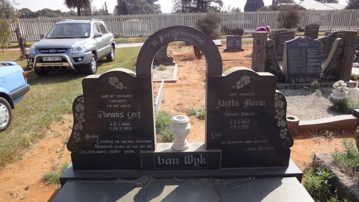 WYK Theunis Gert 1905-1964, van &amp; Aletta Maria BENEKE 1907-1965