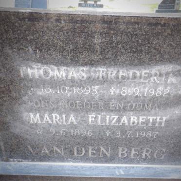BERG Thomas Frederik, van den 1893-1982 &amp; Maria Elizabeth 1896-1987