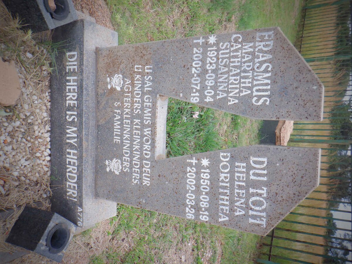 ERASMUS Martha Catharina Susanna 1923-2002 :: DU TOIT Helena Dorithea 1950-2002