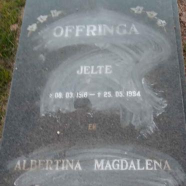 OFFRINGA Jelte 1916-1994 &amp; Albertina Magdalena MINNAAR 1918-