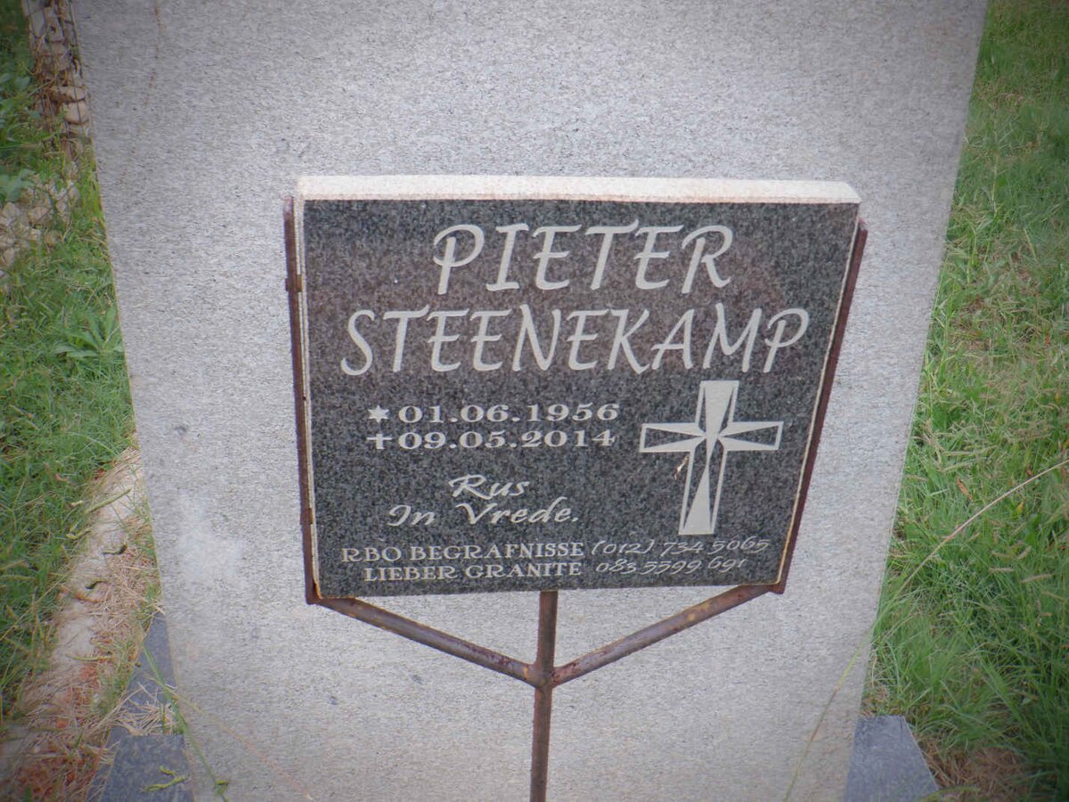 STEENEKAMP Pieter 1956-2014